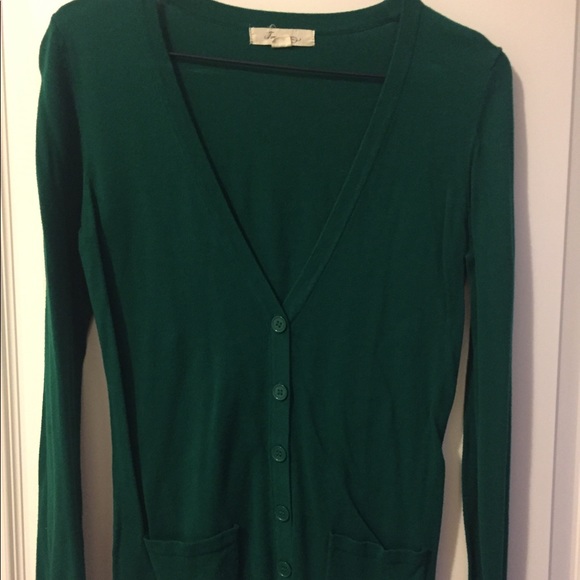 Various cardigans - Picture 4 of 5